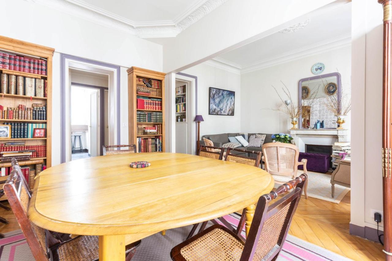 Apartment Veeve - Vintage Violet *
